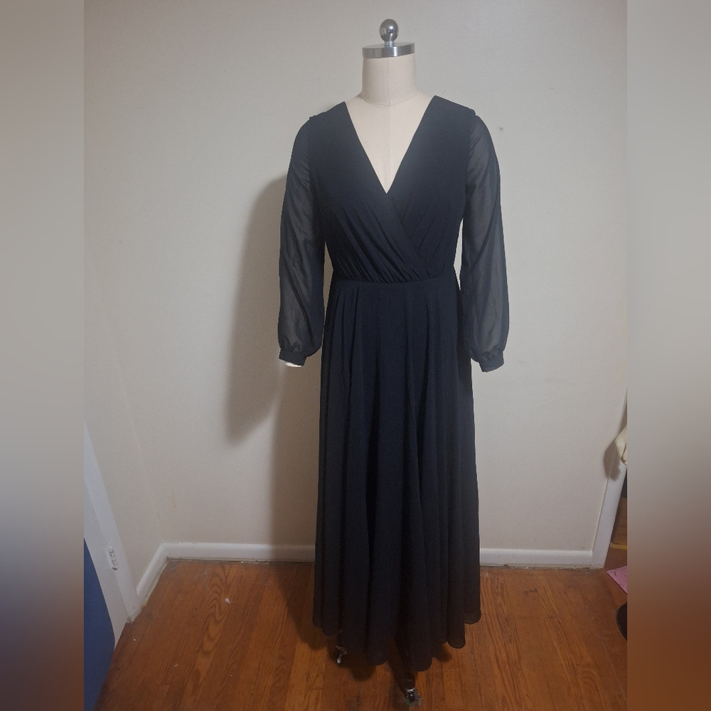 NWT NEVER WORN Revelry Juliet Black Long Sleeve Bridesmaids Gown Size 14